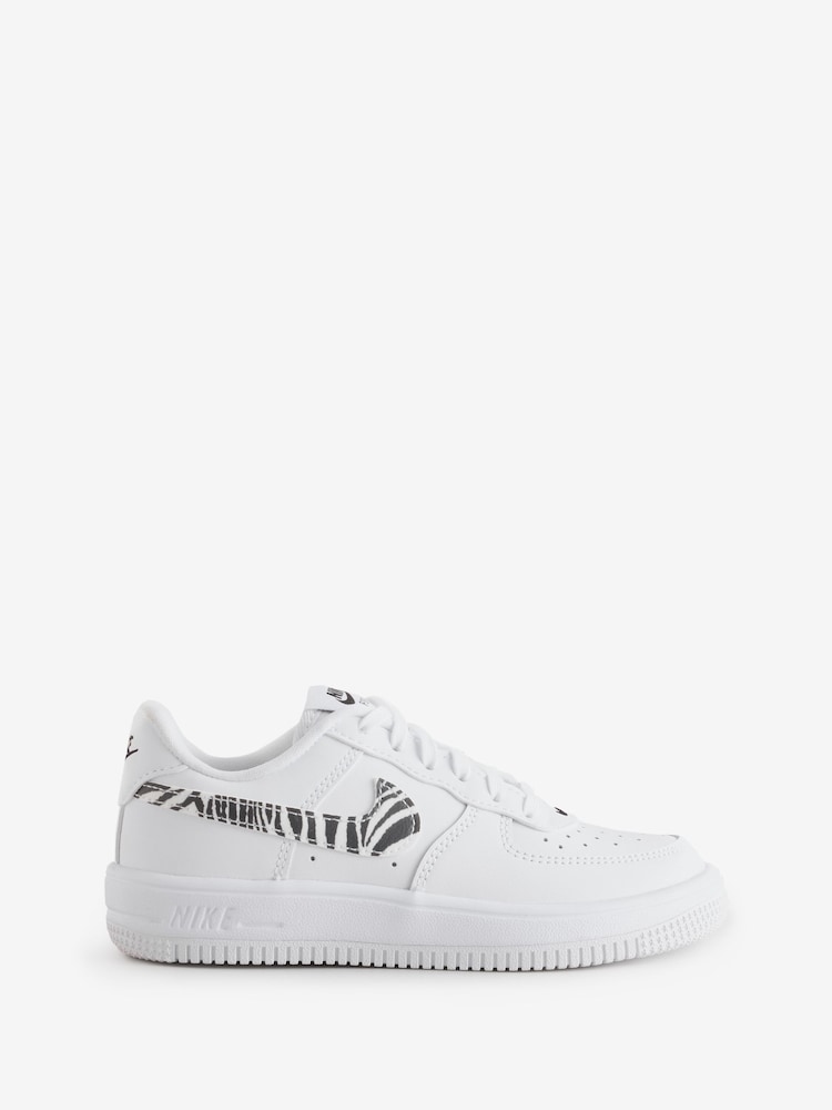 Nike Dečja veličina Air Force 1 niske tenisice - Slika 1 od 1 Nike Dečja veličina Air Force 1 niske tenisice - Slika 1 od 1