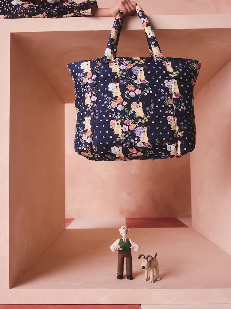 Cath Kidston Navy Wallace and Gromit Padded Tote Bag - Image 2 of 7
