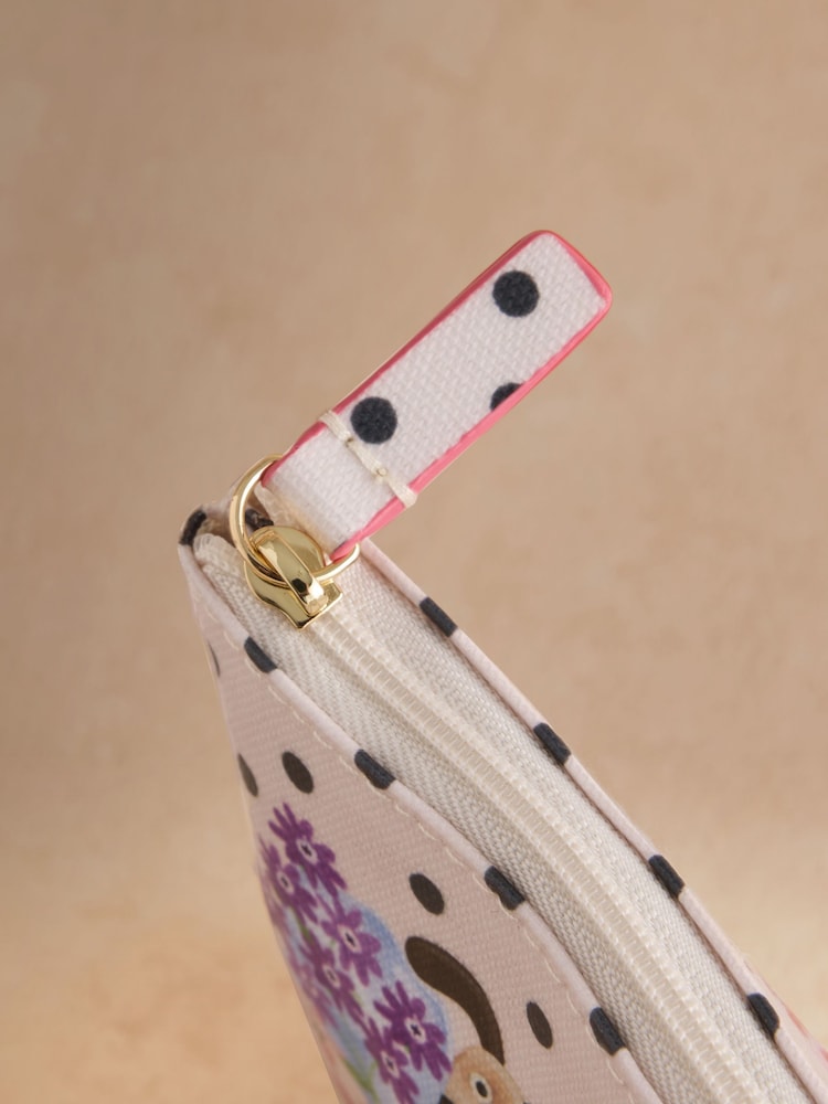 Cath Kidston Ecru Spot Wallace and Gromit Zipped Purse - Image 3 of 3 Cath Kidston Ecru Spot Wallace and Gromit Zipped Purse - Image 3 of 3