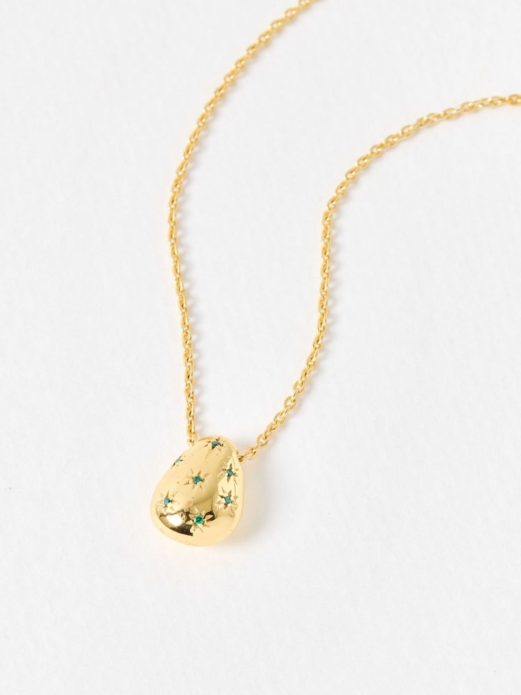 Oliver Bonas Green Carina Star Teardrop Charm Gold Plated Pendant Necklace - Image 2 of 4