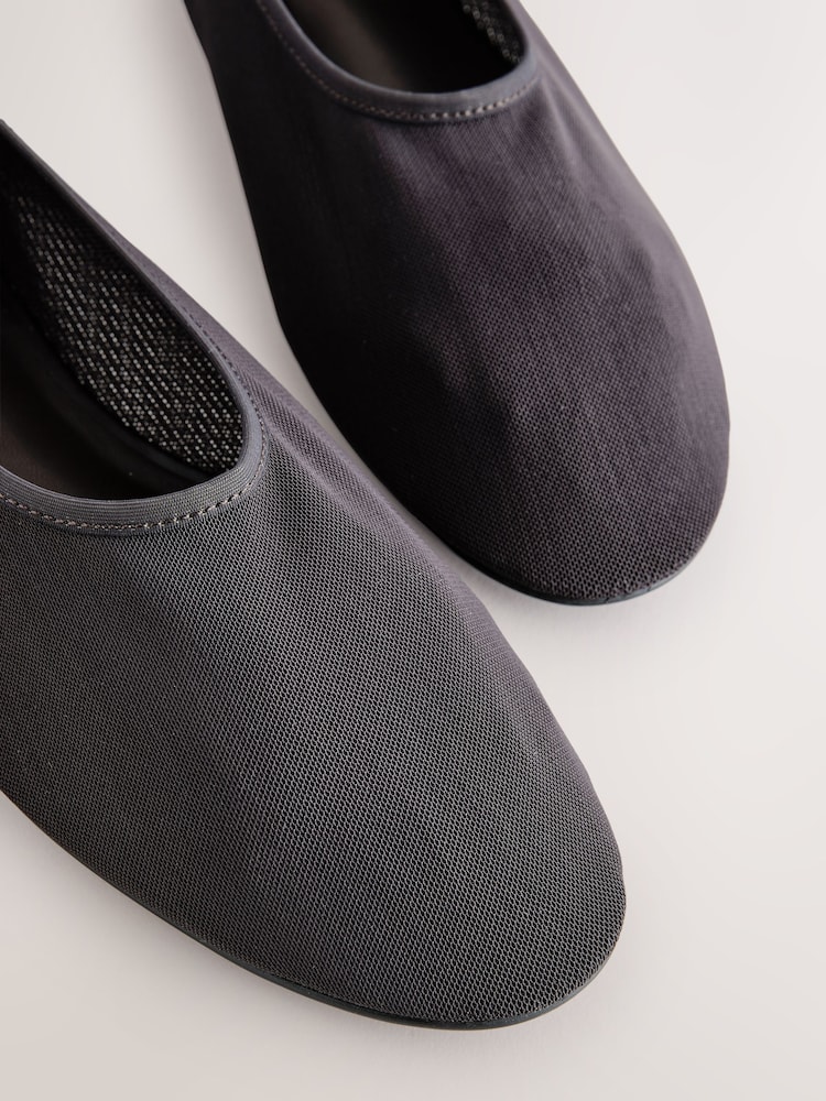 Коричнево-шоколадный - Облегающие балетки с сетчатыми вставками Forever Comfort® - Изображение 10 10 Коричнево-шоколадный - Облегающие балетки с сетчатыми вставками Forever Comfort® - Изображение 10 10