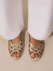 Or - Forever Comfort® Peeptoe Flats - Image 1 de 4