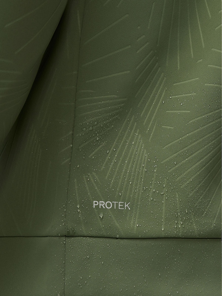 Castore Green Club Classic 1/4 Zip Mens Golf Zip Sweat Top - Image 7 of 7