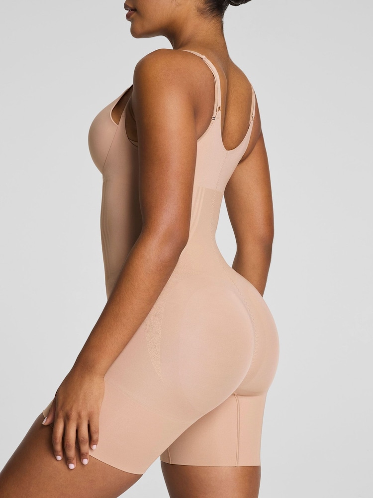 SPANX Nude Sculpt™ Go Figure Open Bust Mid Thigh Bodysuit - Image 2 of 6