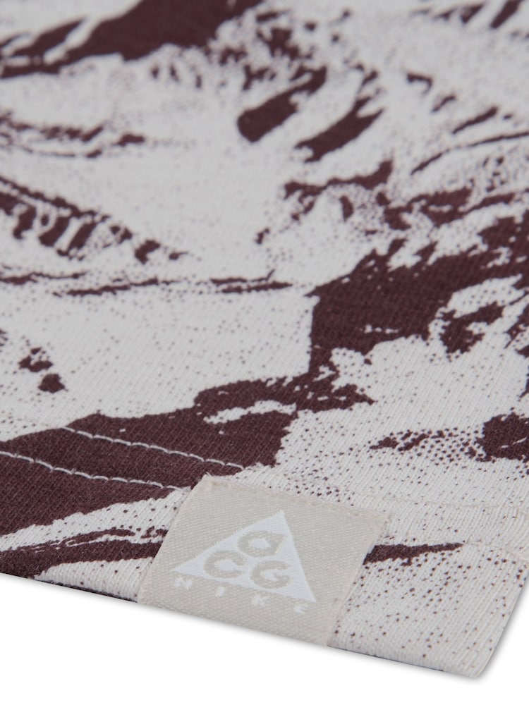Nike ACG Mountain Printed T-Shirt - Bild 5 av 5