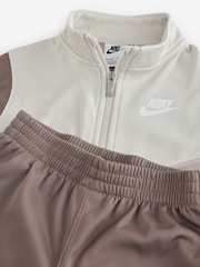 Nike Lifestyle Essnetials Tracksuit - Imagen 8 de 10