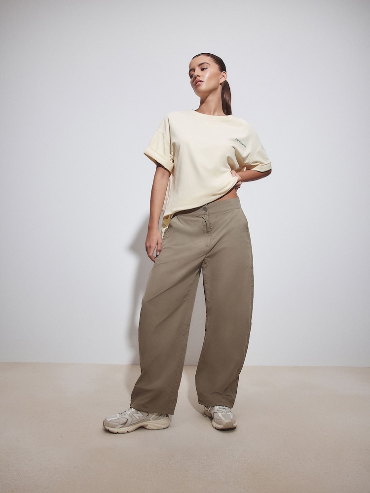 كاكي أخضر - بنطلون رياضي للمشي - Image 1 of 9