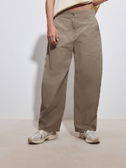 كاكي أخضر - بنطلون رياضي للمشي - Image 3 of 9