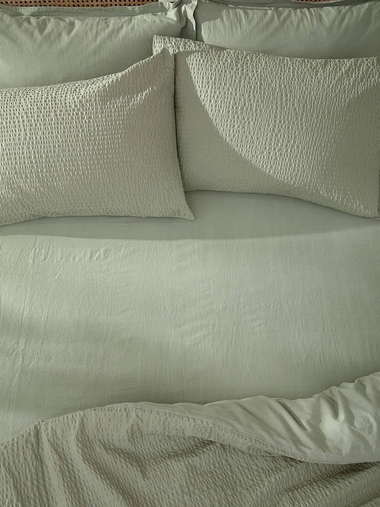 Yard Bay Green Hebden Washed Cotton Fitted Sheet - Image 1 of 1