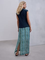 أزرق مقلم - فستان متوسط الطول بتنورة شفافة 2 في 1 - صورة 4 من 9