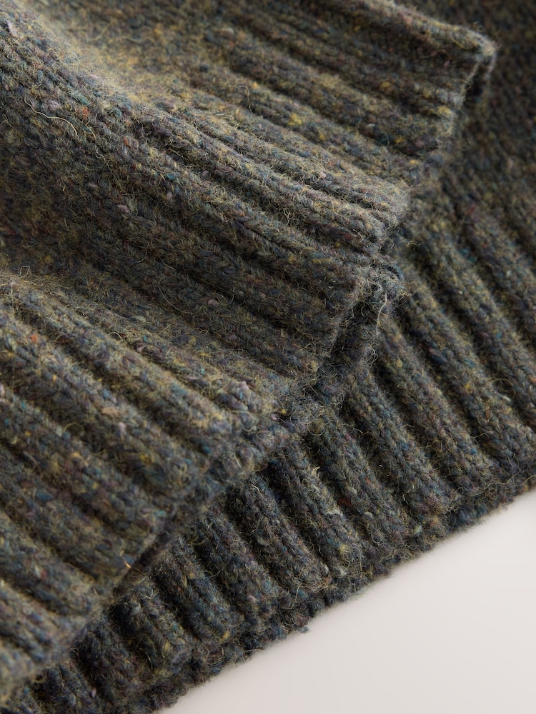 Green Knitted Tank Top with Wool - Image 7 of 7