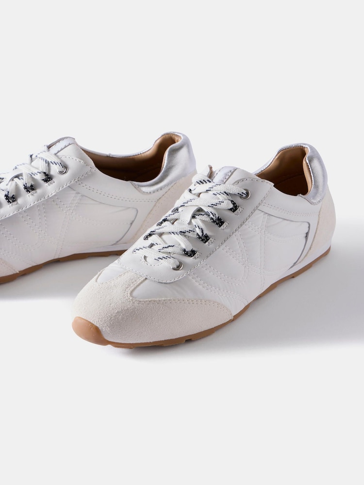 Mint Velvet Rach Wildleder-Detail Turnschuhe - Bild 2 von 4