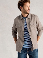 بني - قميص بمظهر مختلط Darwen من White Stuff - Image 3 of 6