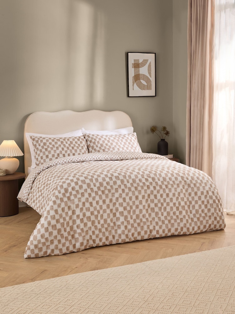 HÖEM Tobacco Nyhavn Duvet Cover and Pillowcase Set - Image 1 of 4