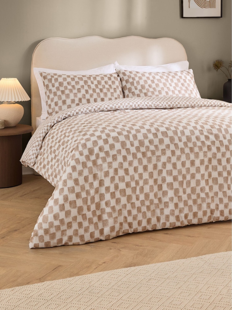 HÖEM Tobacco Nyhavn Duvet Cover and Pillowcase Set - Image 2 of 4