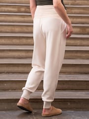 Seraphine Cream Super Soft Maternity Jogger - Image 4 of 4