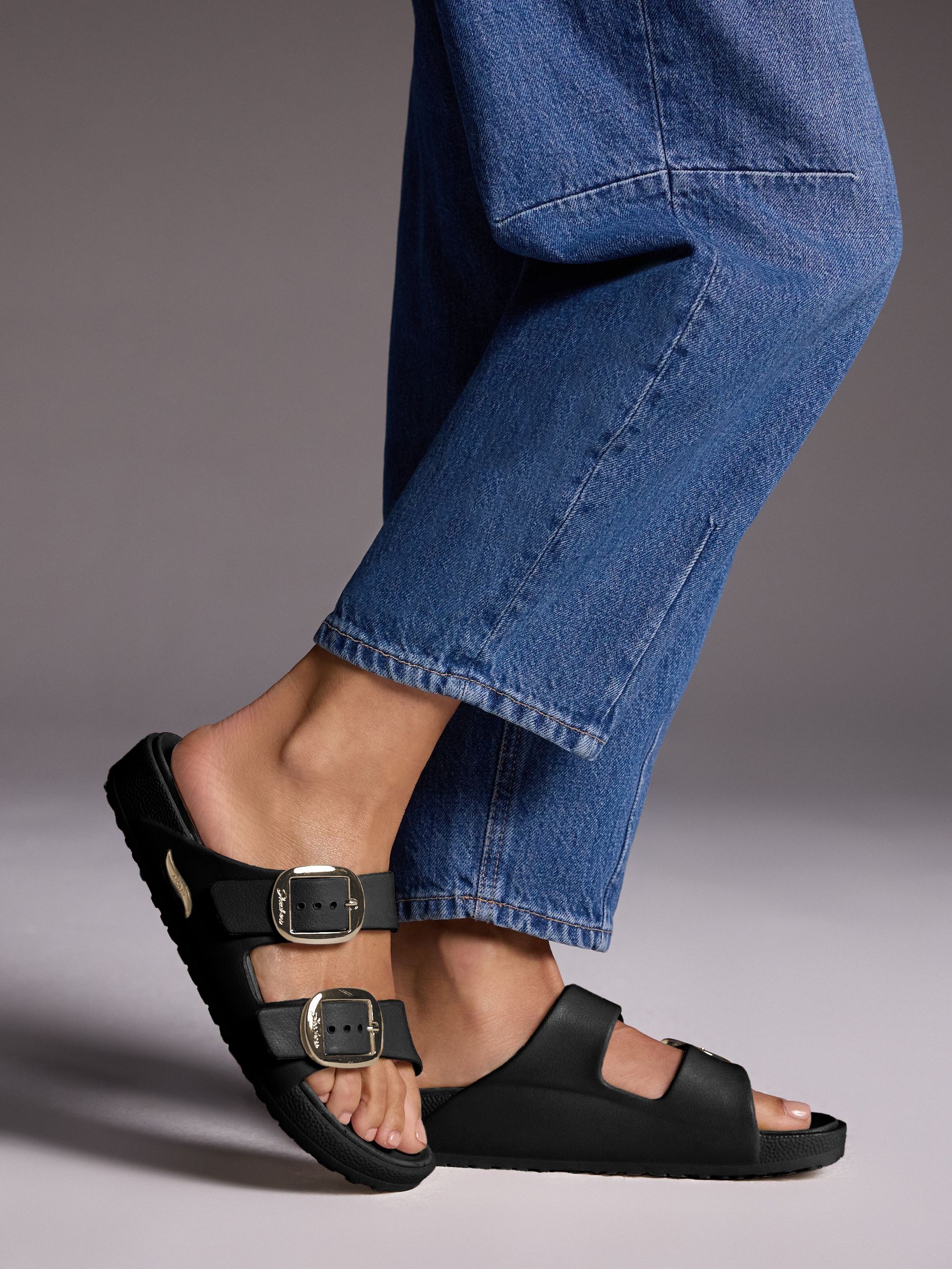 SKECHERS Cali Luxe Foam サンダル ブラック Buy Skechers Black Foamies Arch Fit Sandals from Next USA