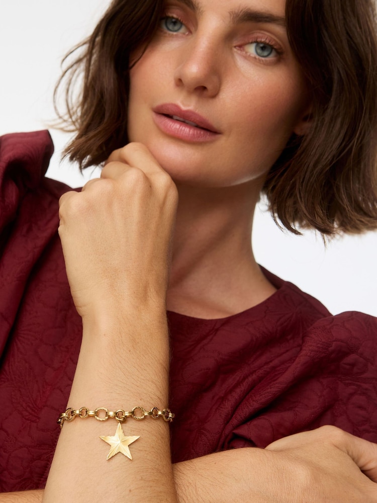 Oliver Bonas Gold Tone Taylor Stainless Steel Waterproof Star Charm Chain Bracelet - Image 4 of 4