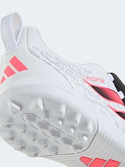 adidas White Predator Club Fold-Over Tongue Elastic Laces Turf Football Boots Kids - Image 8 of 11