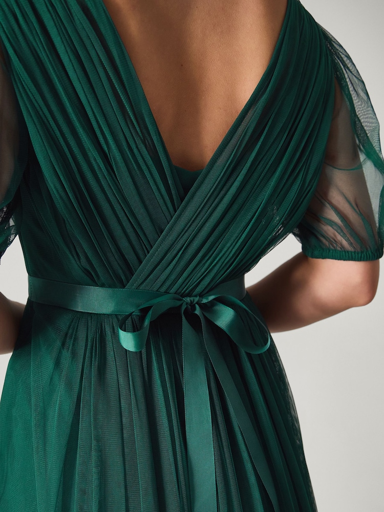 أخضر - فستان ماكسي تول برقبة مفتوحة بكُم شفاف Ellie من Monsoon - صورة 3 من 3 أخضر - فستان ماكسي تول برقبة مفتوحة بكُم شفاف Ellie من Monsoon - صورة 3 من 3