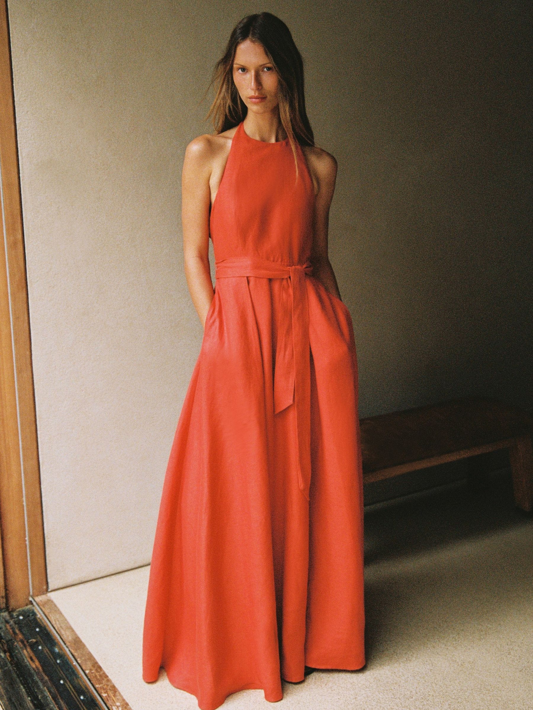 みよGRACE CLASS バックコンシャスサテンオレンジ&黒セット Buy Reiss Coral Orange Paules Linen Open-Back Maxi Dress from the