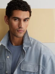 Reiss Delvin Monogram エンボス加工リラックススエードジャケット - 画像 4 / 7