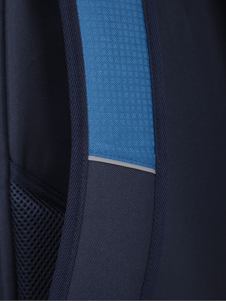 Mountain Warehouse Blue Quest 30L Laptop Bag - Image 7 of 7 Mountain Warehouse Blue Quest 30L Laptop Bag - Image 7 of 7