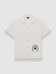 Reiss White Solano Textured Motif-Print Cuban-Collar Shirt - Image 2 of 7