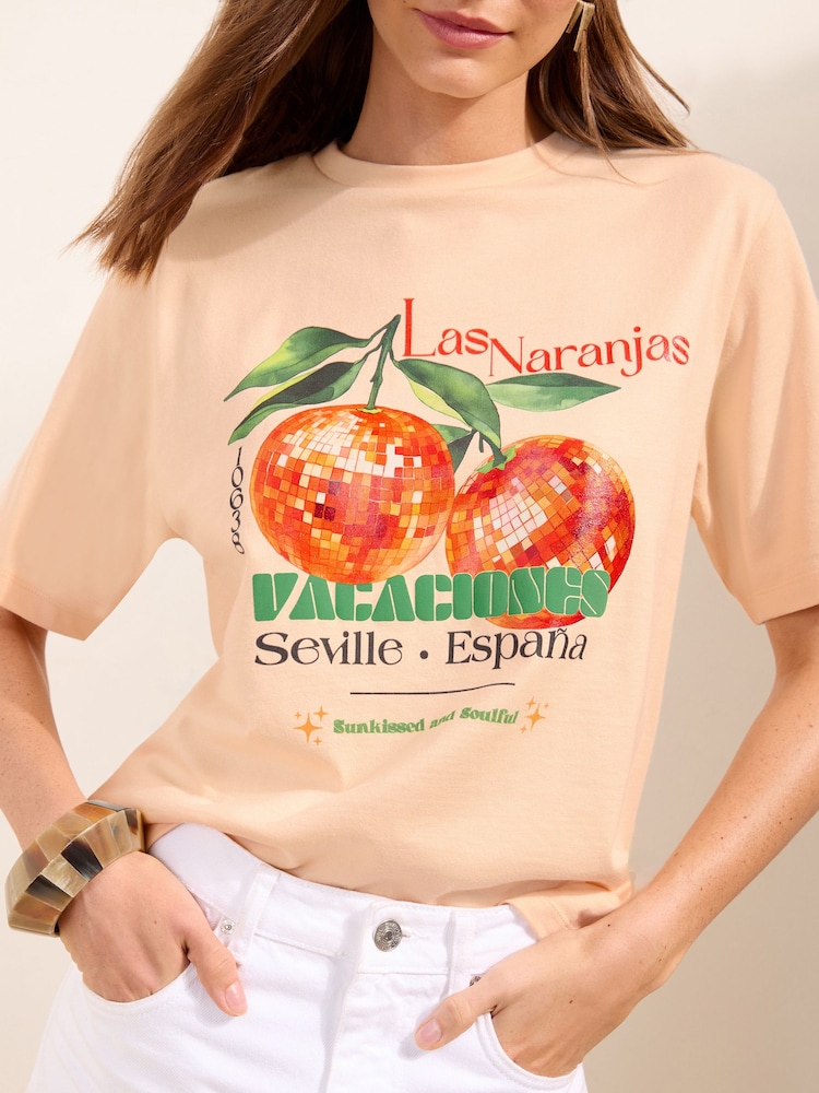 برتقالي - تيشرت رسم من Friends Like These - Image 1 of 4