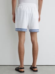 Белый - Reiss Yuma Cotton-Blend Towelling Embroidered Shorts - Изображение 6 7