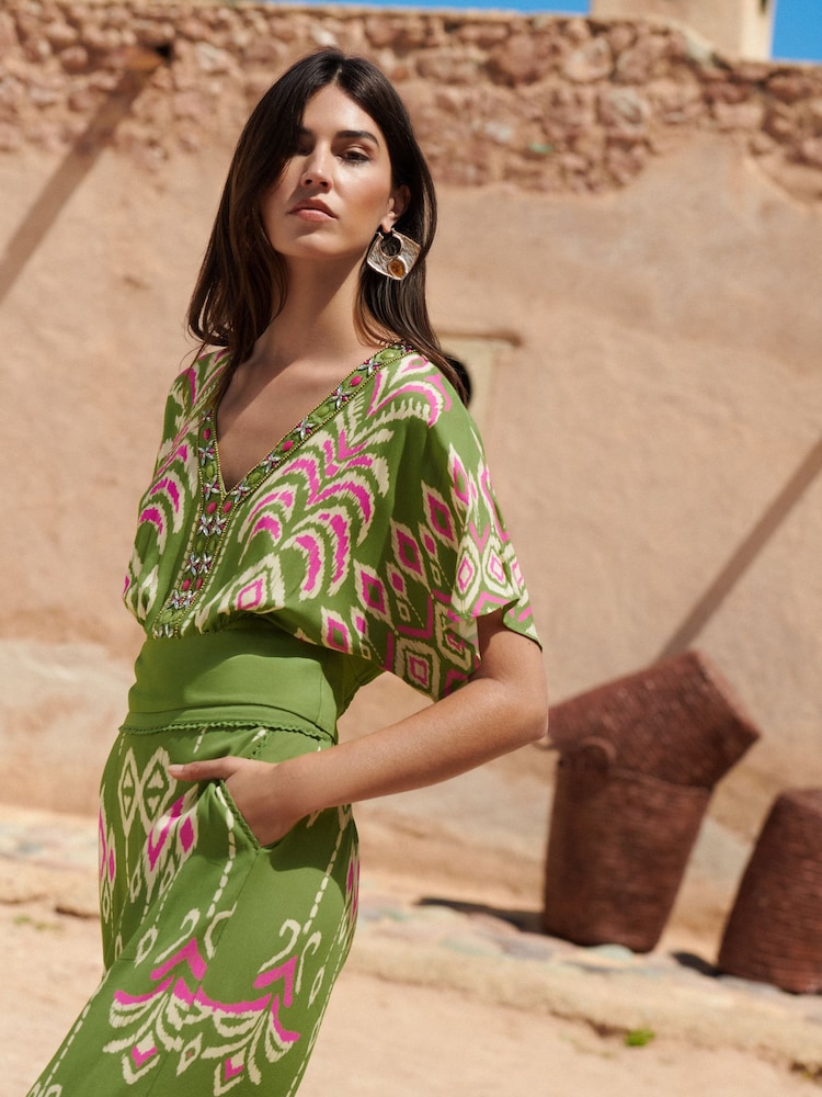 Love & Roses Green Embelished Placement Print Kimono Top - Image 4 of 4 Love & Roses Green Embelished Placement Print Kimono Top - Image 4 of 4