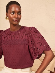 Rojo burdeos - Love & Roses Broderie Yoke Short Sleeve Blouse - Imagen 2 de 4
