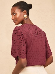 Rojo burdeos - Love & Roses Broderie Yoke Short Sleeve Blouse - Imagen 4 de 4