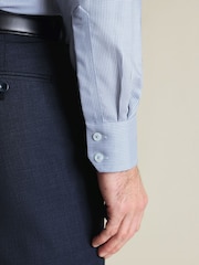 כחול  - Charles Tyrwhitt חולצת אל-קמט ארוגה עם צווארון חתוך - תמונה 3 מתוך 8