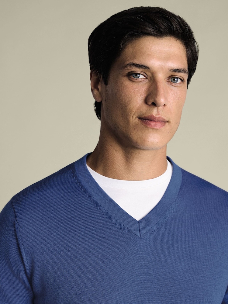 Charles Tyrwhitt Blue Merino V-Neck Jumper - Image 2 of 4 Charles Tyrwhitt Blue Merino V-Neck Jumper - Image 2 of 4