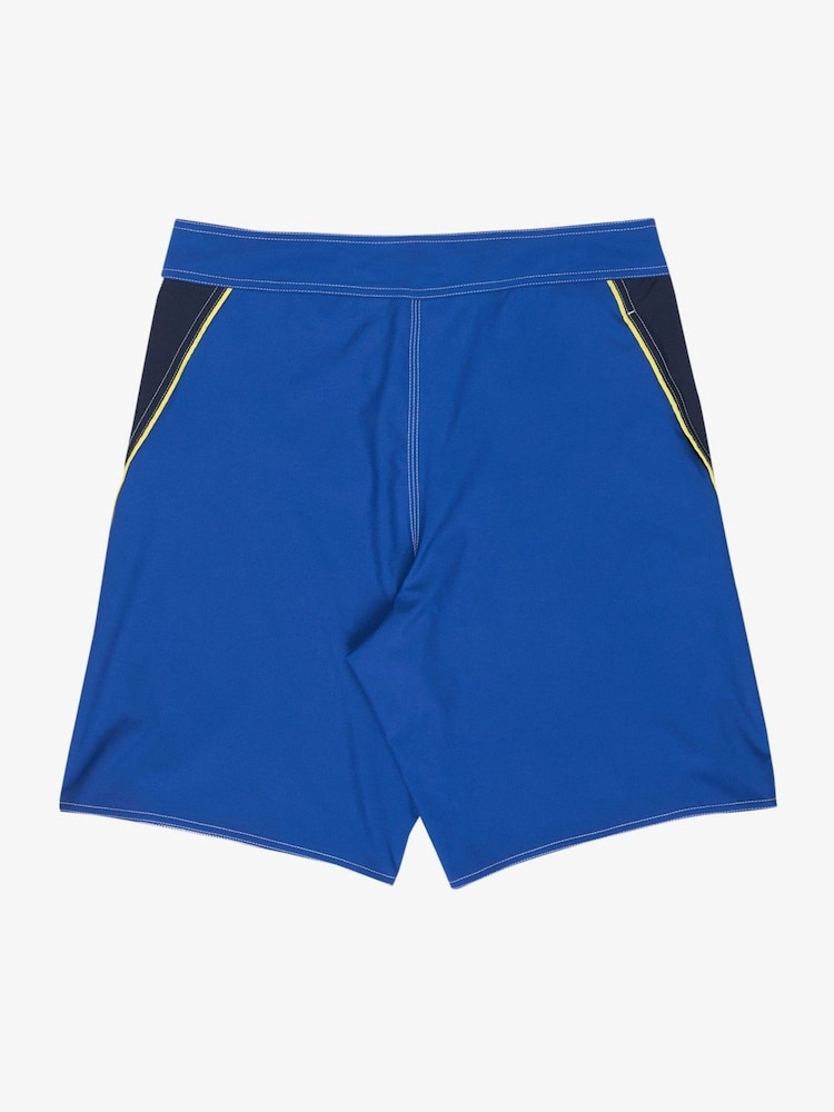 כחול  - Quiksilver Surfsilk Clicker 20" Logo Swim Shorts - תמונה 8 מתוך 8