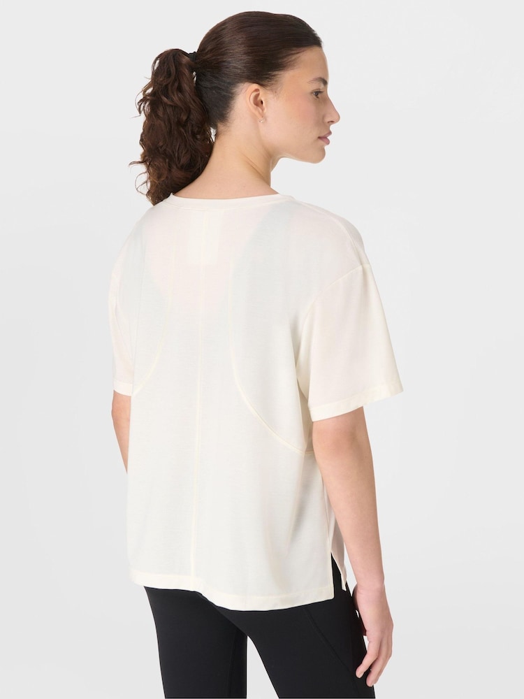 Sweaty Betty White Soft Flow Studio V-Neck T-Shirt - Image 2 of 7 Sweaty Betty White Soft Flow Studio V-Neck T-Shirt - Image 2 of 7