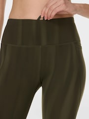 Sweaty Betty Forest Green Power 7/8 Workout Leggings - Image 5 of 9