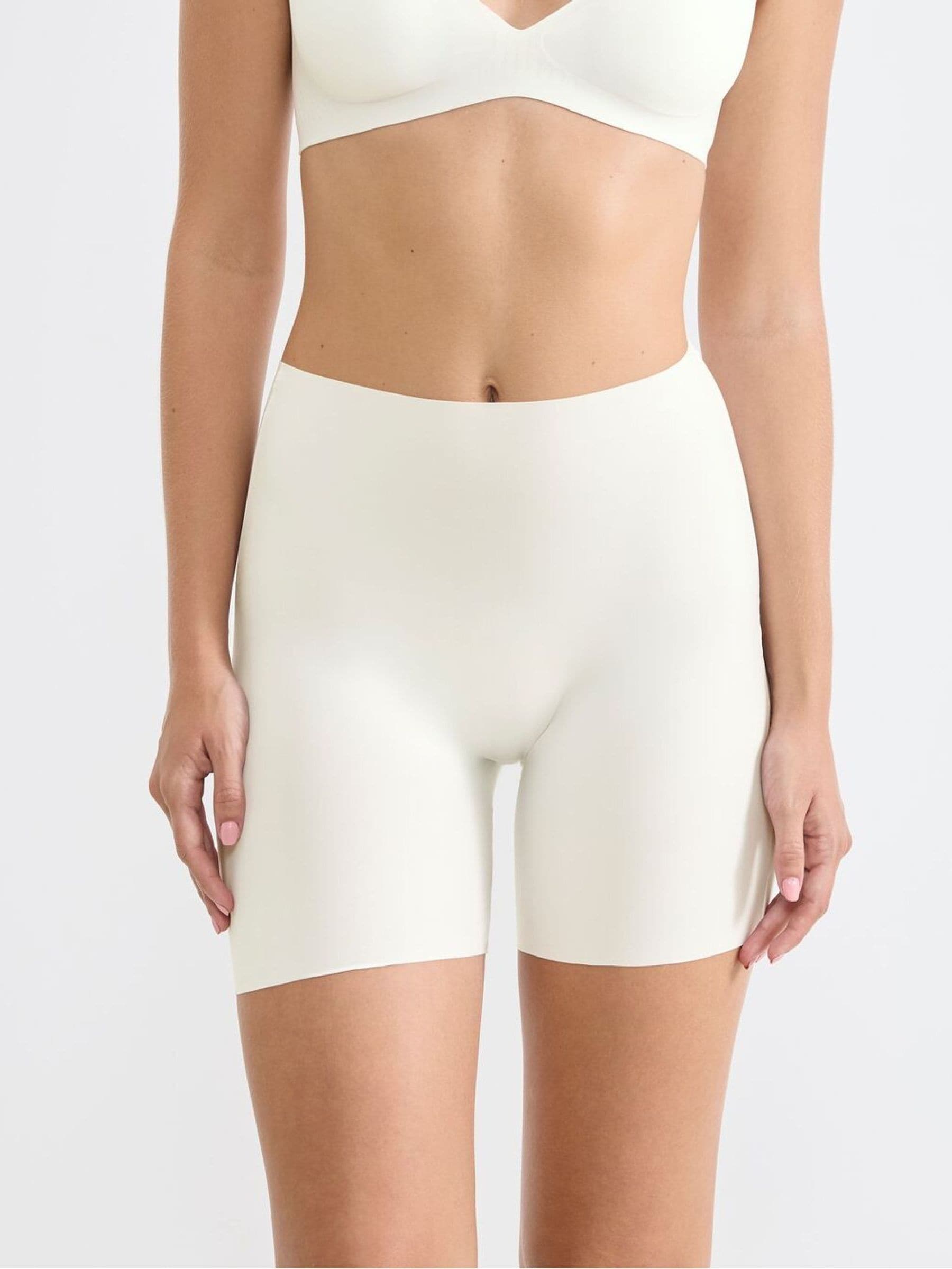 Sloggi Women's White Zero Feel 2.0 Cyclist Shorts - Image 1