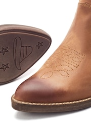 بني - بوت كاحل Western مطرز Okuri من Moda in Pelle - صورة 3 من 4