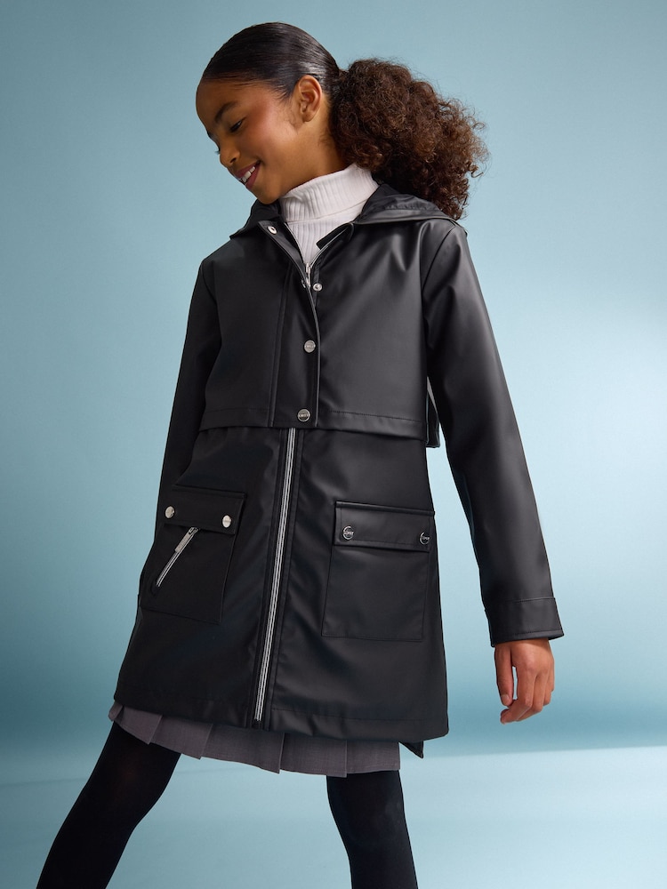 Itim - Lipsy Shower Resistant Lightweight Raincoat (5-14yrs) - Larawan 1 ng 6 Itim - Lipsy Shower Resistant Lightweight Raincoat (5-14yrs) - Larawan 1 ng 6
