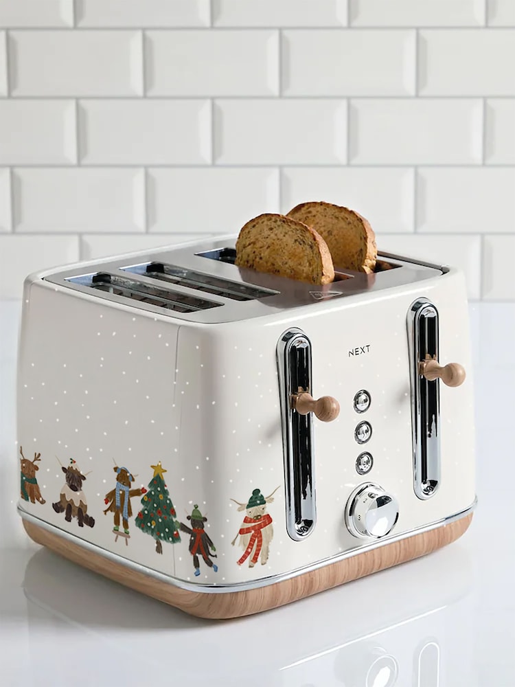 Cream Christmas Hamish the Highland Cow 4 Slice Malvern Toaster - Image 1 of 1