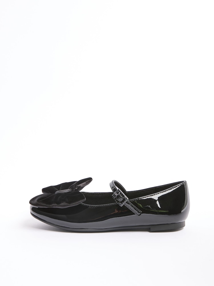 Lipsy Black Patent Faux Leather Velvet Bow Detail Ballerina - Image 5 of 5