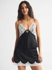 Abercrombie & Fitch Satin and Lace High Rise Mini Skirt - Slika 1 od 6