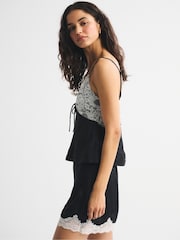 Abercrombie & Fitch Satin and Lace High Rise Mini Skirt - Slika 3 od 6