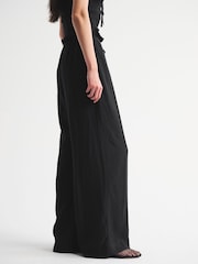 Abercrombie & Fitch Black Crinkle Pull-On Trousers - Image 4 of 7