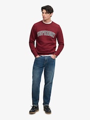 Червоний - Superdry Athletic Applique Relaxed Crew Sweat Top - Image 3 of 7