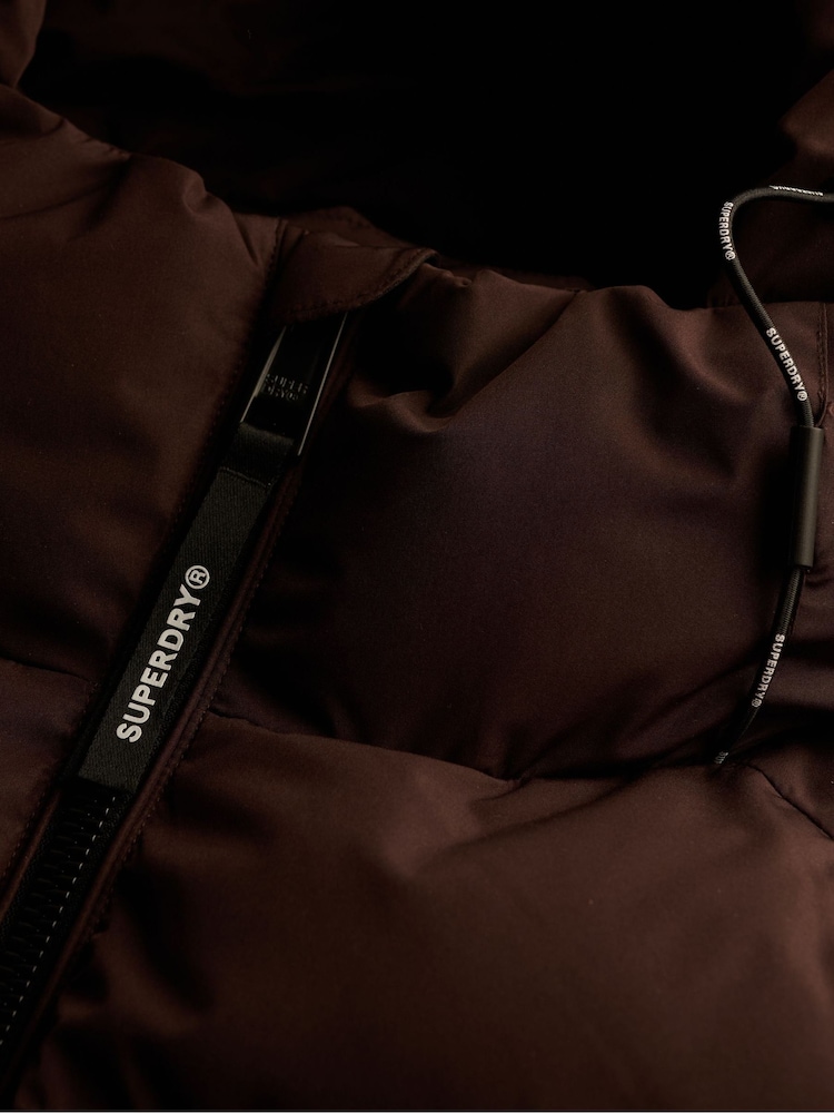 Superdry Red Hooded Sports Puffer Jacket - Image 2 of 2 Superdry Red Hooded Sports Puffer Jacket - Image 2 of 2