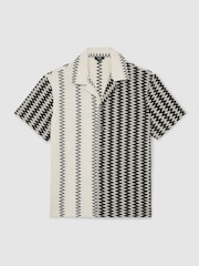 Reiss White/Black Dain Zig-Zag Crochet Cuban Collar Shirt - Image 2 of 7