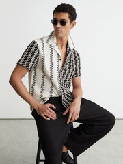 Reiss White/Black Dain Zig-Zag Crochet Cuban Collar Shirt - Image 4 of 7